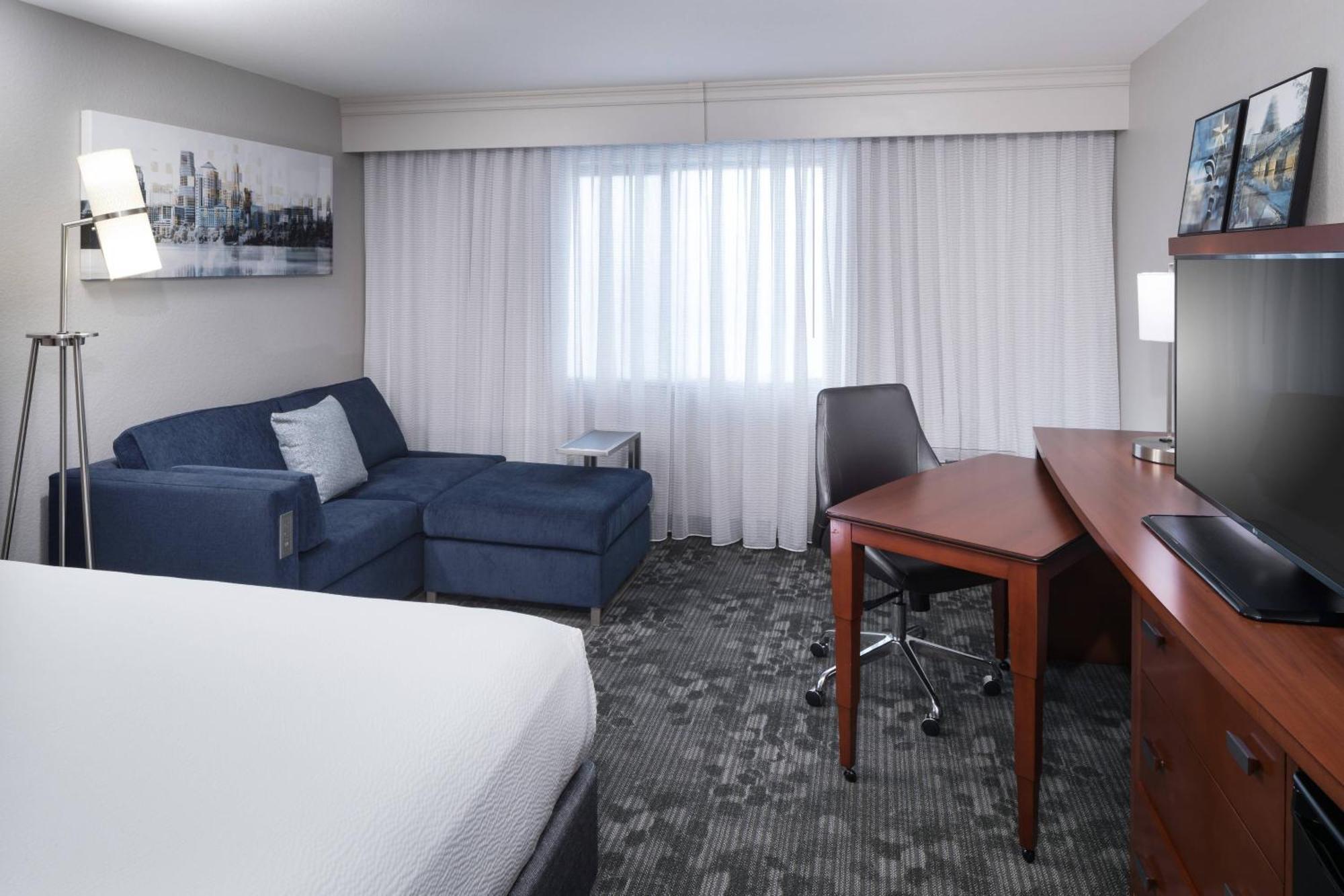 Courtyard By Marriott Austin Parmer Tech Ridge Екстериор снимка