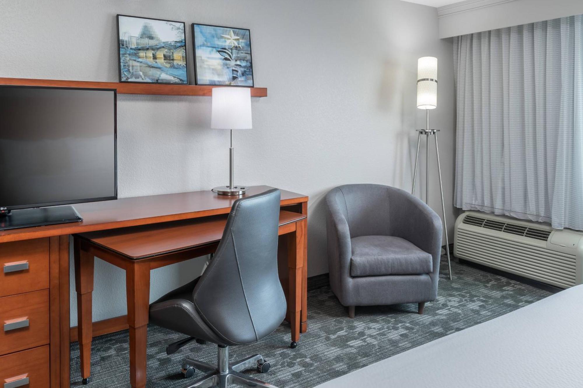Courtyard By Marriott Austin Parmer Tech Ridge Екстериор снимка