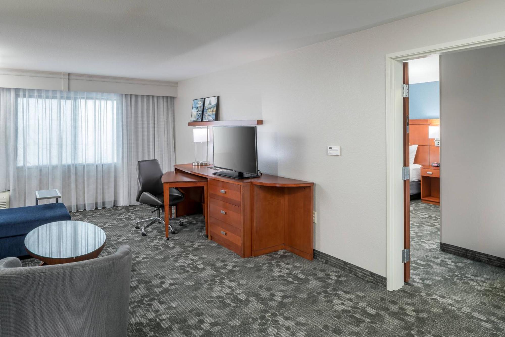 Courtyard By Marriott Austin Parmer Tech Ridge Екстериор снимка